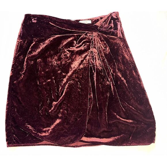 LOFT Mini Skirt | Crushed Velvet Twist Detail - Picture 3 of 10